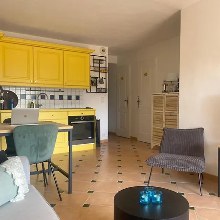 Entre Nous Roquebrune-sur-Argens